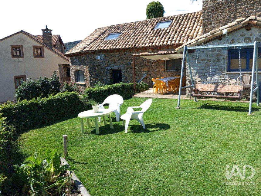 Cottage 4 bedrooms of 171 m² in Ascara (22715)