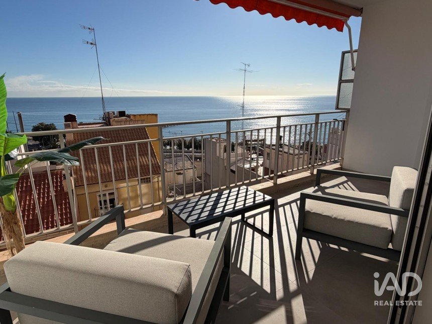 Pis 4 habitacions de 160 m² a Alicante/Alacant (03002)