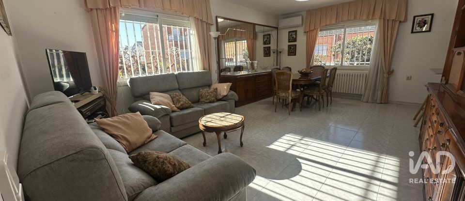 Casa 4 habitacions de 185 m² a Parets del Vallès (08150)