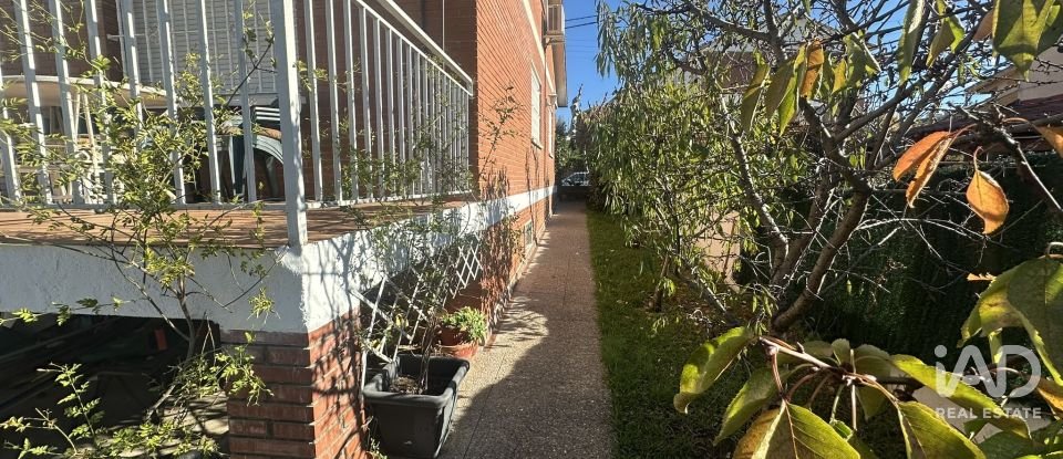 Casa 4 habitacions de 185 m² a Parets del Vallès (08150)