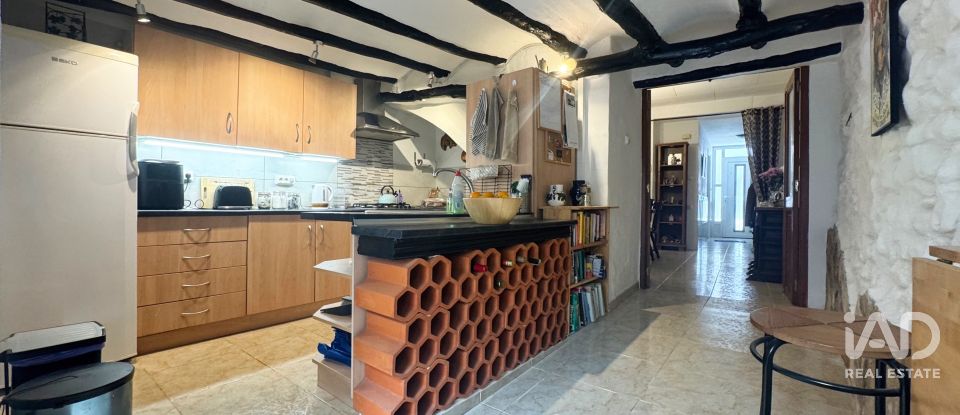 Casa de pueblo 3 habitaciones de 150 m² en Pego (03780)