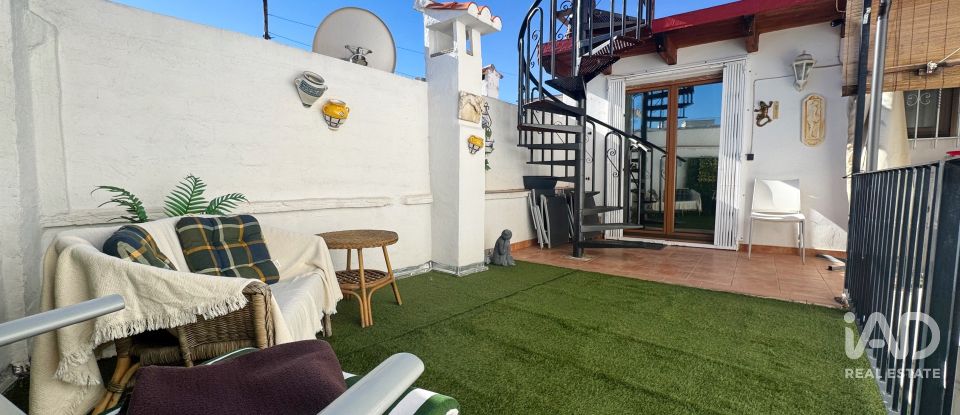 Casa de pueblo 3 habitaciones de 150 m² en Pego (03780)