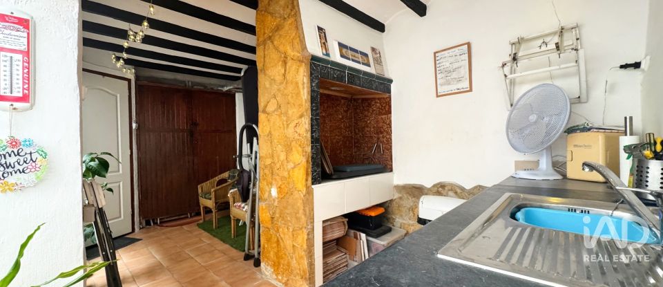 Casa de pueblo 3 habitaciones de 150 m² en Pego (03780)