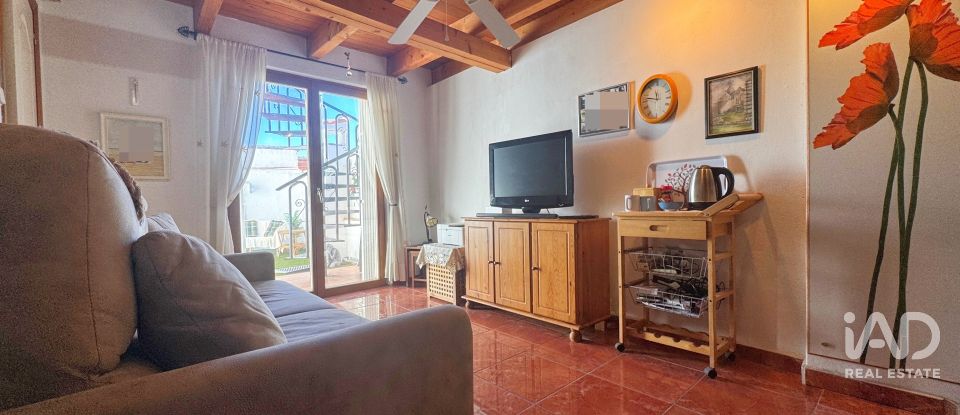 Casa de pueblo 3 habitaciones de 150 m² en Pego (03780)