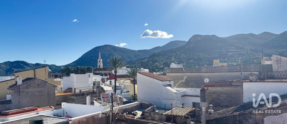 Casa de pueblo 3 habitaciones de 150 m² en Pego (03780)