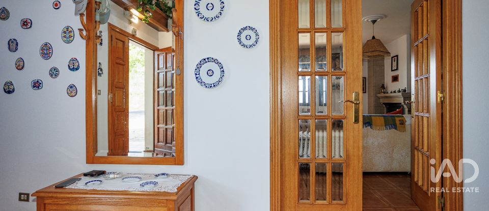 Casa de muntanya 5 habitacions de 344 m² a A Regueira (15614)