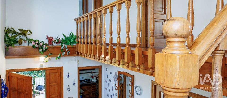 Casa de muntanya 5 habitacions de 344 m² a A Regueira (15614)