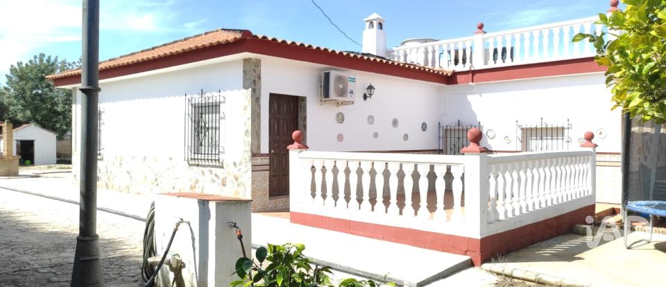 Cottage 4 bedrooms of 9,522 m² in La Carlota (14100)