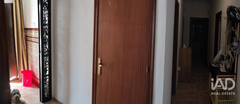 Cottage 4 bedrooms of 9,522 m² in La Carlota (14100)