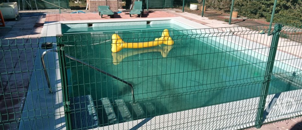 Cottage 4 bedrooms of 9,522 m² in La Carlota (14100)