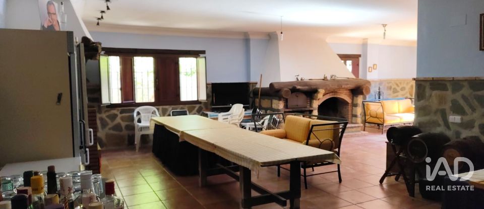 Cottage 3 bedrooms of 958 m² in Écija (41400)