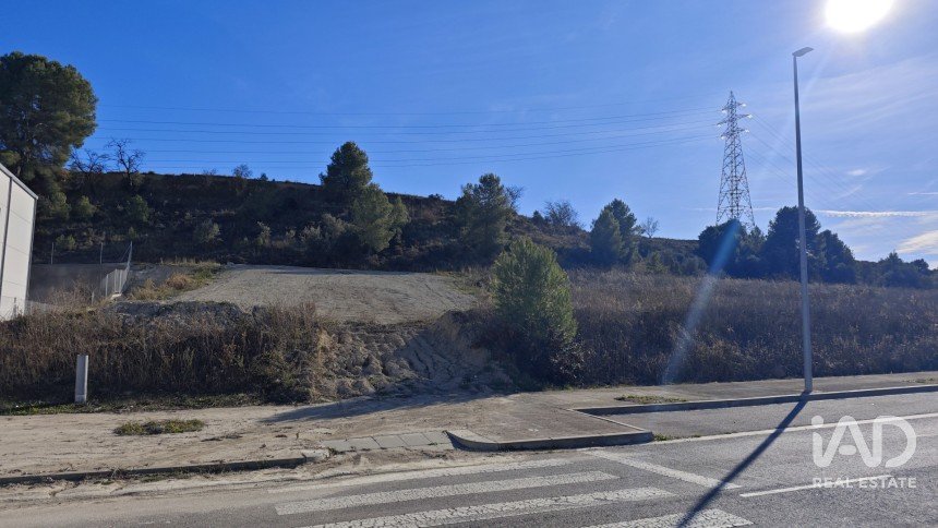 Terreno urbano de 2.033 m² en Santa Margarida de Montbui (08710)