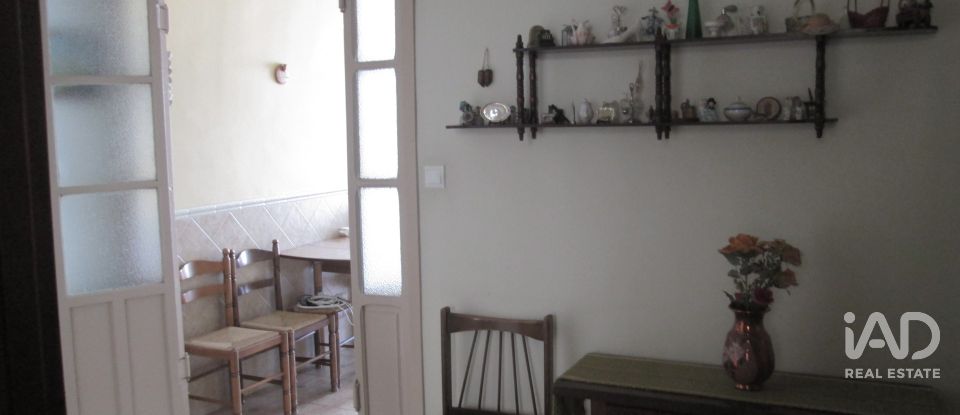 House/villa 6 bedrooms of 220 m² in Baena (14850)