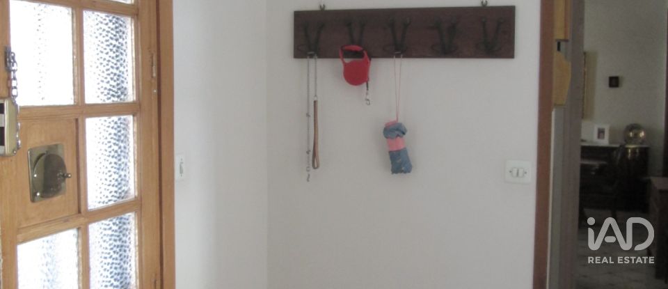 House/villa 6 bedrooms of 220 m² in Baena (14850)