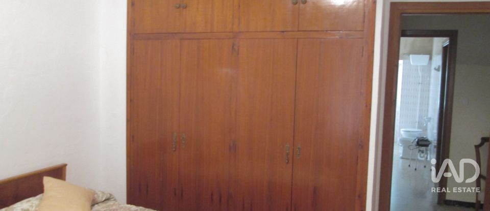 House/villa 6 bedrooms of 220 m² in Baena (14850)