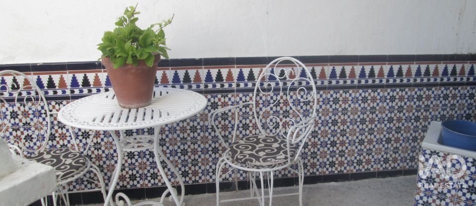 House/villa 6 bedrooms of 220 m² in Baena (14850)