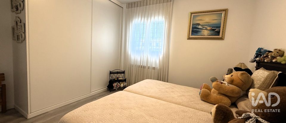 Pis 3 habitacions de 164 m² a Meco (28880)