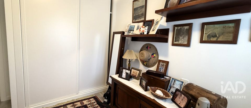 Pis 3 habitacions de 164 m² a Meco (28880)