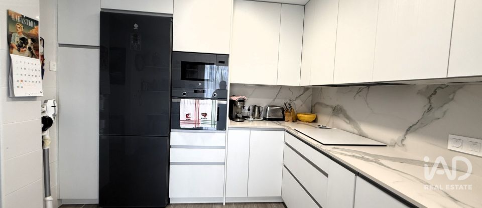 Pis 3 habitacions de 164 m² a Meco (28880)