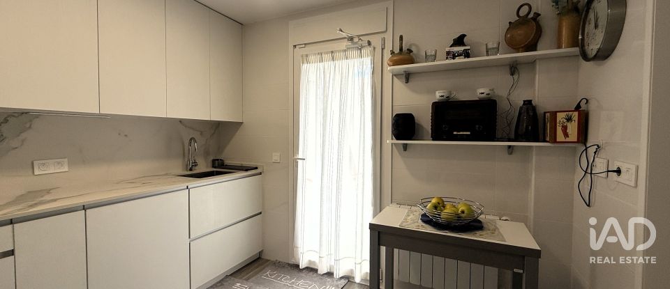 Pis 3 habitacions de 164 m² a Meco (28880)