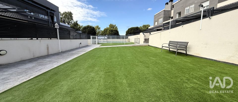 Pis 3 habitacions de 164 m² a Meco (28880)