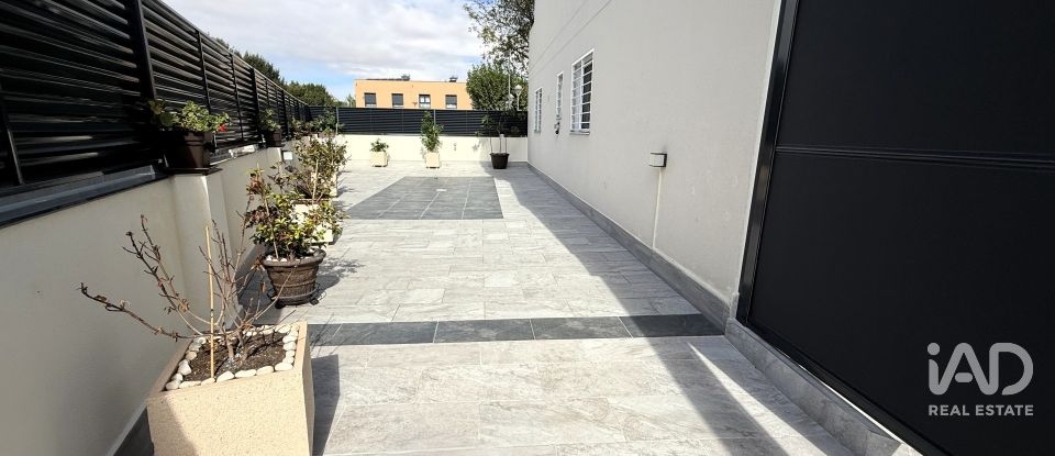 Pis 3 habitacions de 164 m² a Meco (28880)