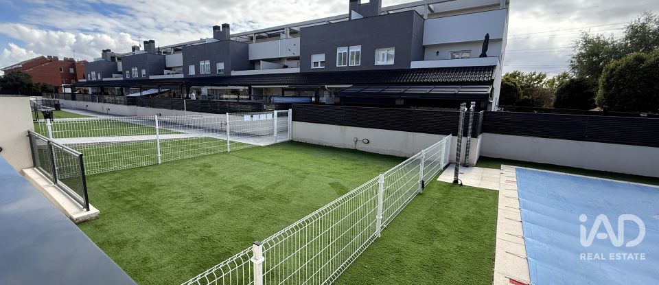 Pis 3 habitacions de 164 m² a Meco (28880)