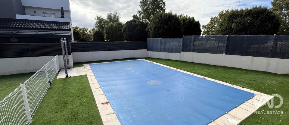 Pis 3 habitacions de 164 m² a Meco (28880)