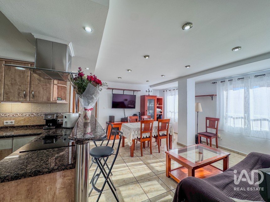 Piso 3 habitaciones de 82 m² en Santa Pola (03130)