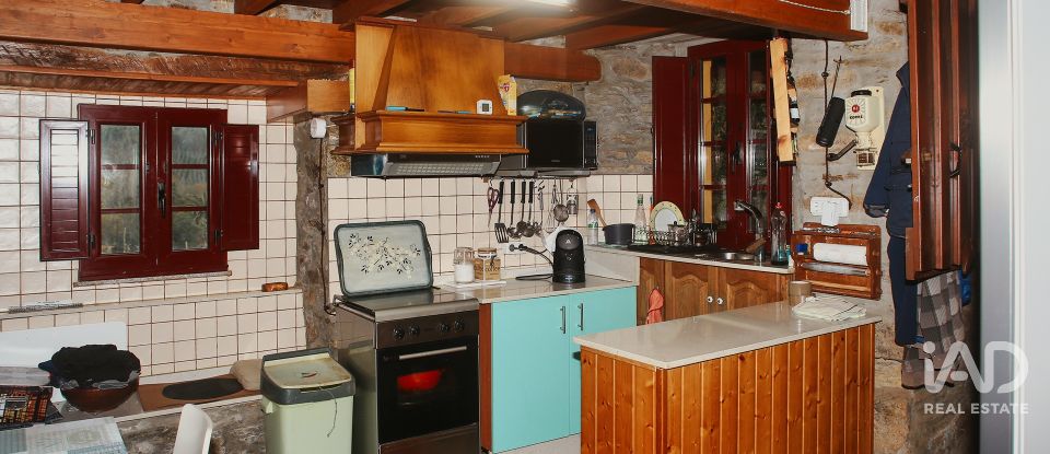 Maison rustique 2 chambres de 83 m² à Cerdido (15530)