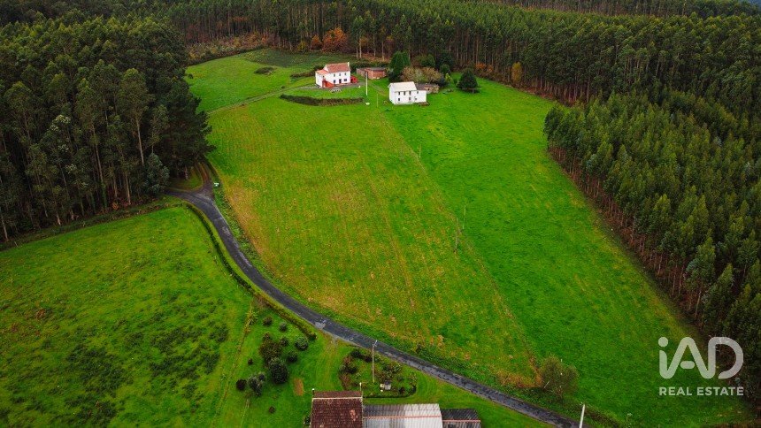 Casa rústica 7 habitacions de 237 m² a Cerdido (15530)