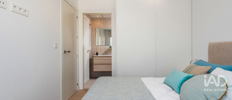 Vivienda unifamiliar  3 habitaciones de 86 m² en Los Alcázares (30710)