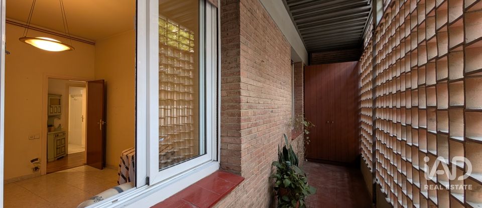 Pis 4 habitacions de 125 m² a Barcelona (08032)