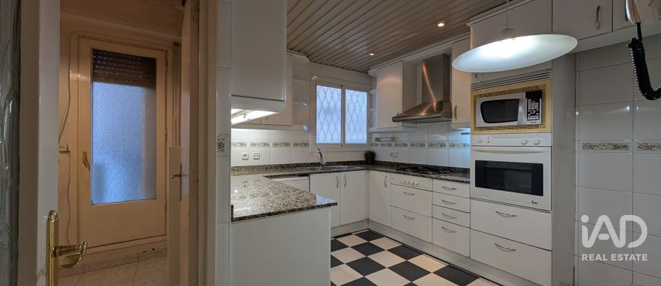 Pis 4 habitacions de 125 m² a Barcelona (08032)