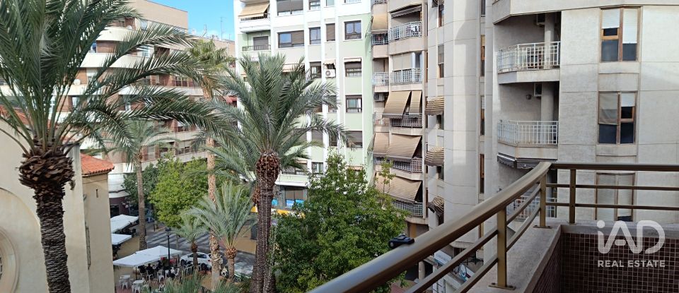 Piso 3 habitaciones de 113 m² en Elx/Elche (03201)