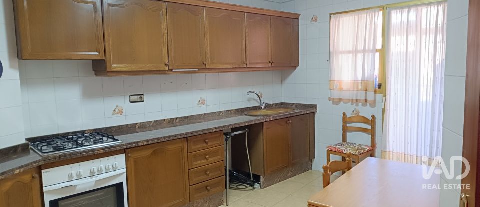 Piso 3 habitaciones de 113 m² en Elx/Elche (03201)