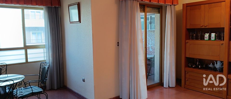 Piso 3 habitaciones de 113 m² en Elx/Elche (03201)