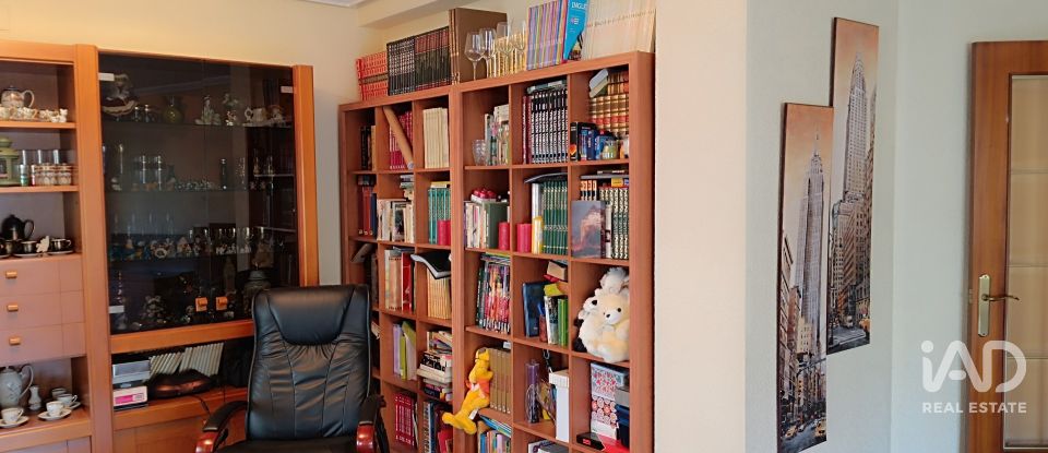 Piso 3 habitaciones de 113 m² en Elx/Elche (03201)