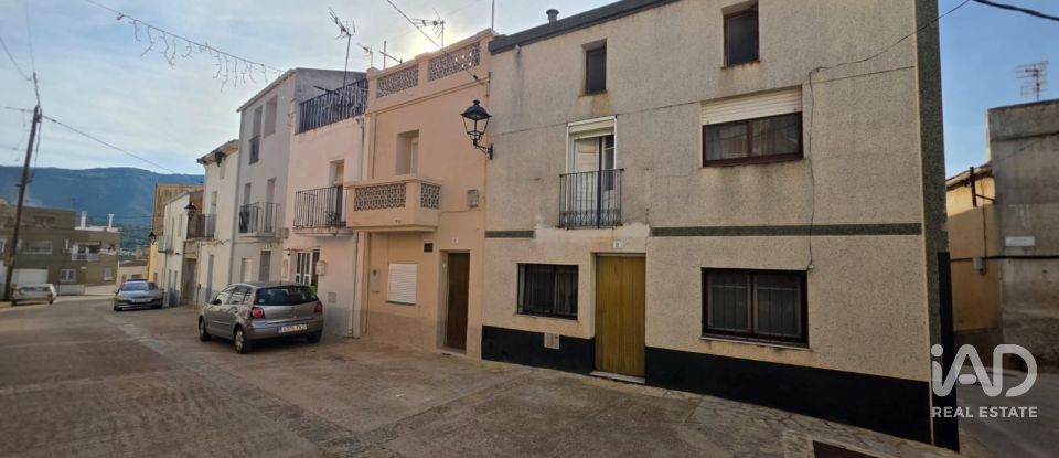 Casa de pueblo 0 habitaciones de 300 m² en Freginals (43558)