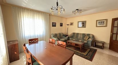 Casa 5 habitaciones de 204 m² en Soto de la Vega (24768)