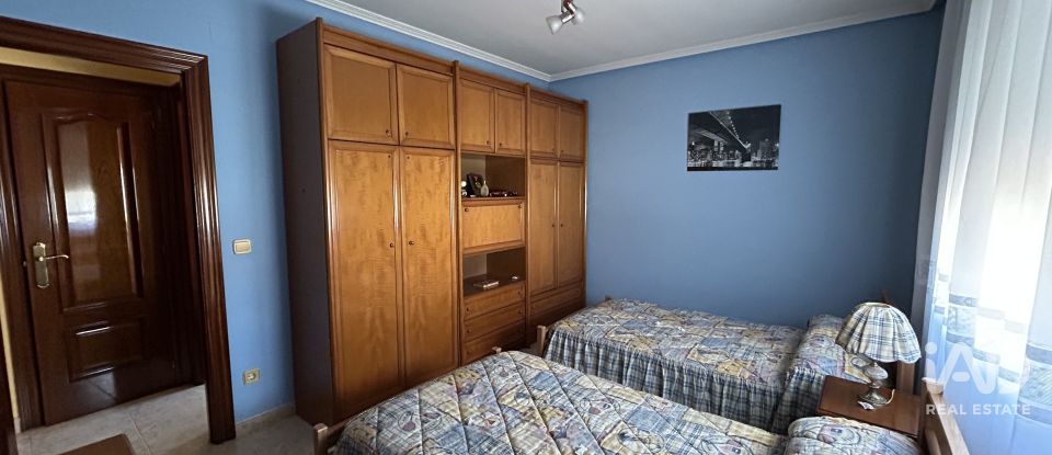 Maison 5 chambres de 204 m² à Soto de la Vega (24768)