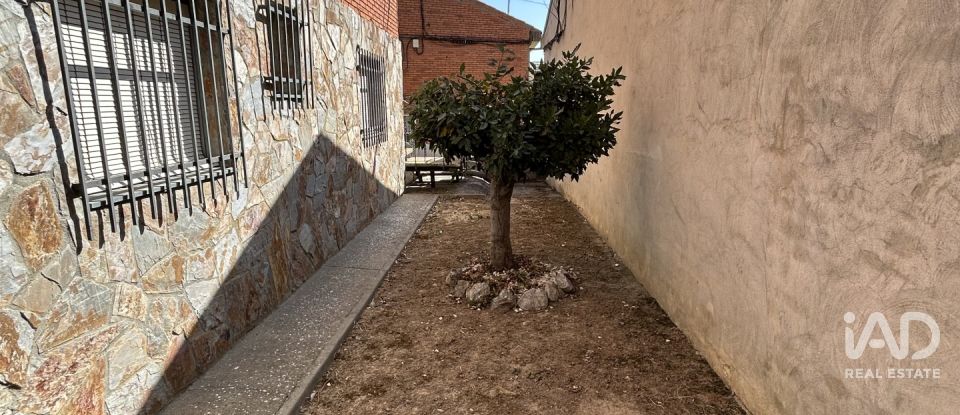 Maison 5 chambres de 204 m² à Soto de la Vega (24768)