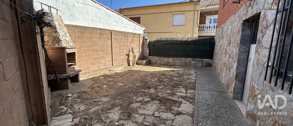 Maison 5 chambres de 204 m² à Soto de la Vega (24768)