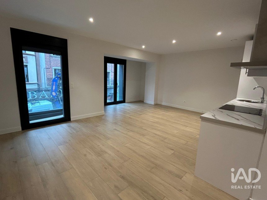 Apartment 2 bedrooms of 85 m² in León (24004)