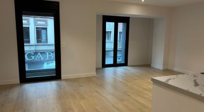 Apartment 2 bedrooms of 85 m² in León (24004)