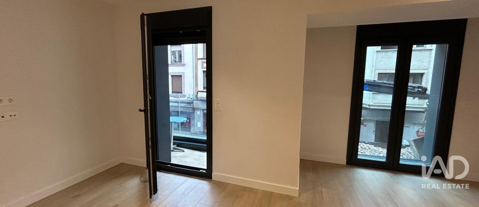 Apartment 2 bedrooms of 85 m² in León (24004)