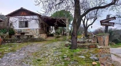 Lodge 10 bedrooms of 475 m² in Los Navalucillos (45130)