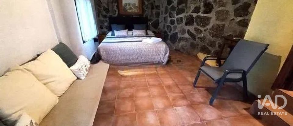 Gîte 10 chambres de 475 m² à Los Navalucillos (45130)