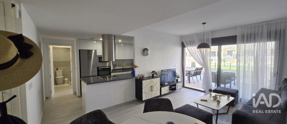 Piso 2 habitaciones de 94 m² en Nucleo Orihuela-Costa (03189)