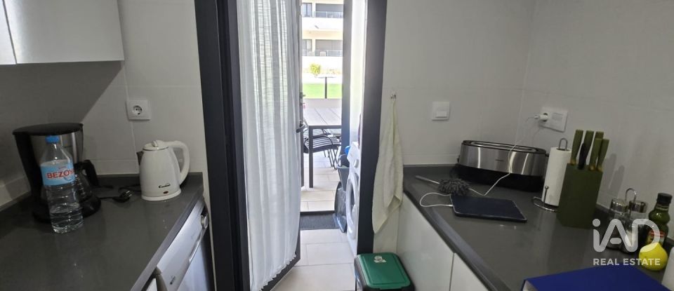 Piso 2 habitaciones de 94 m² en Nucleo Orihuela-Costa (03189)